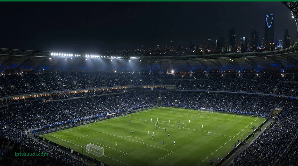 بديل beIN Sports: مباراة في دوري روشن السعودي في ملعب مكتظ ليلاً